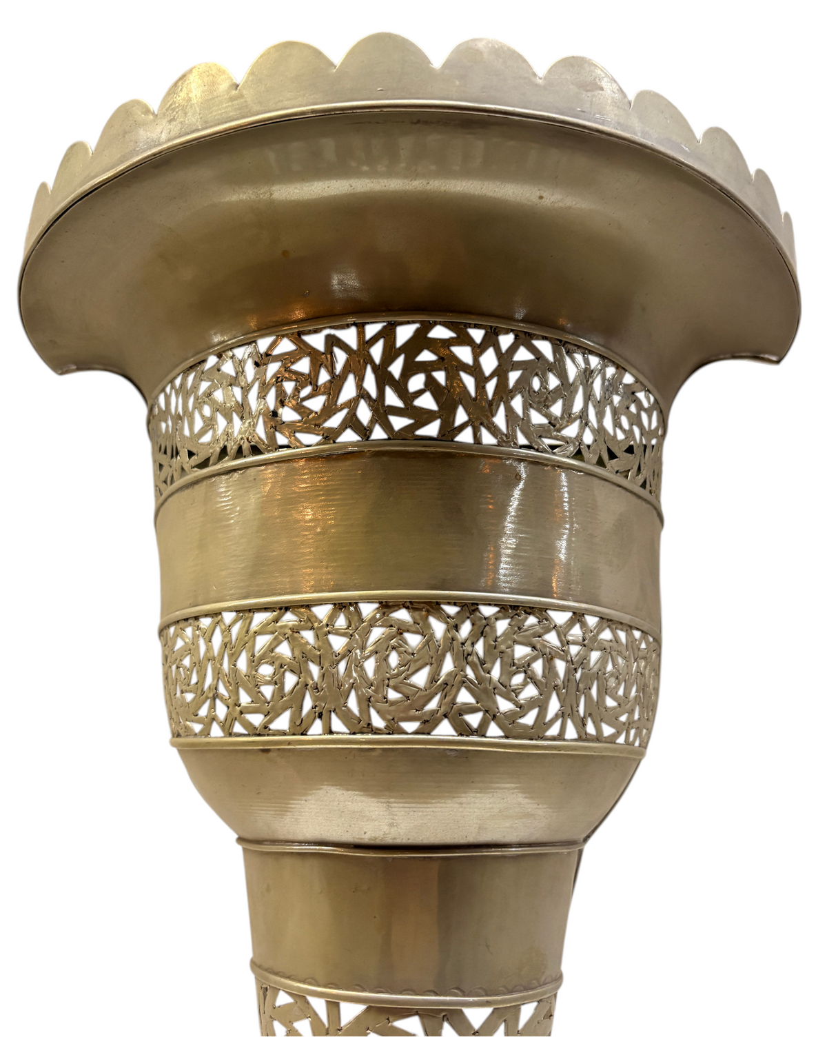 Scalloped Rim Banded Cone Sconce