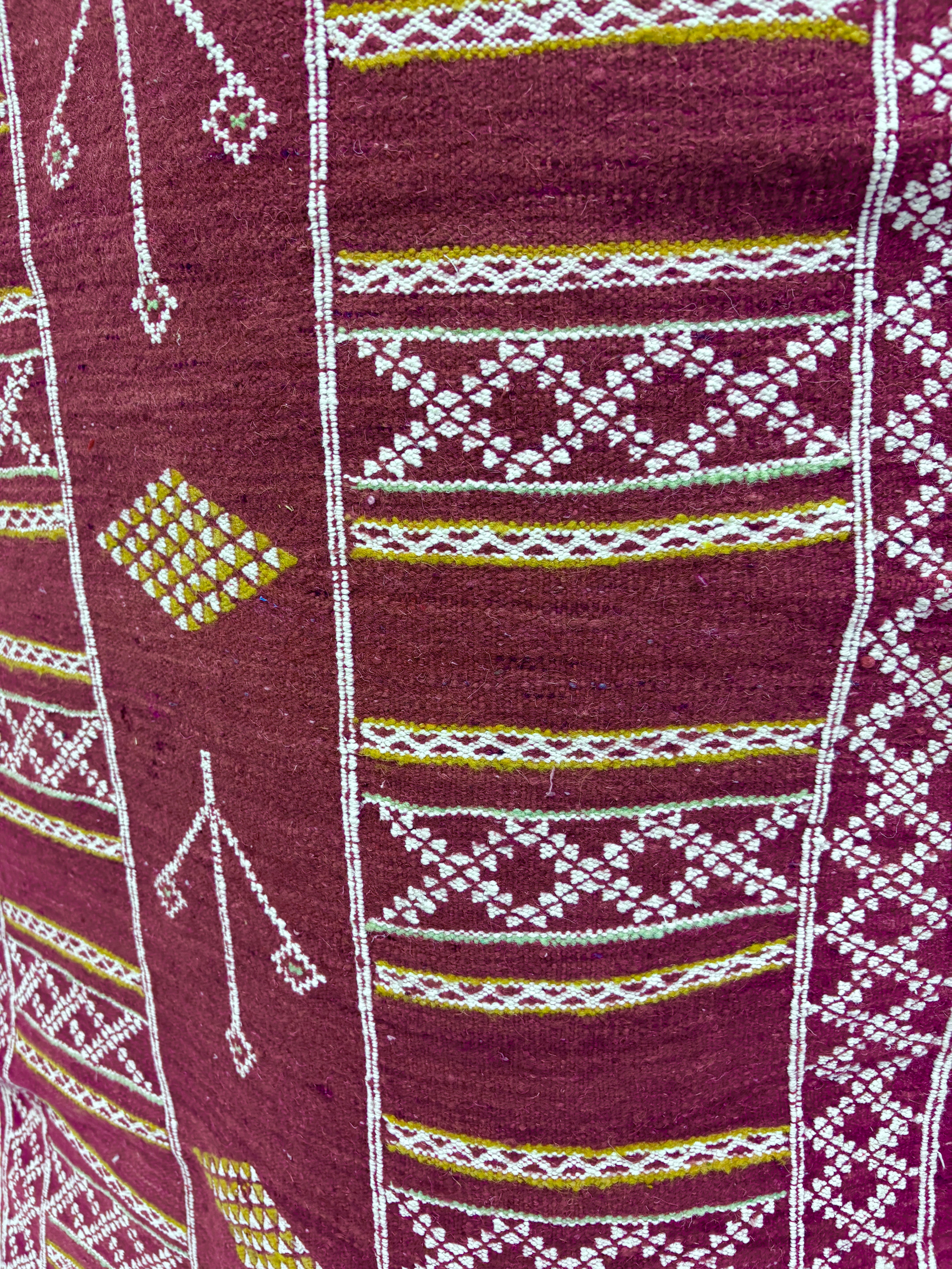 Vintage Zemmour Moroccan Kilim Runner with Burgundy Field
