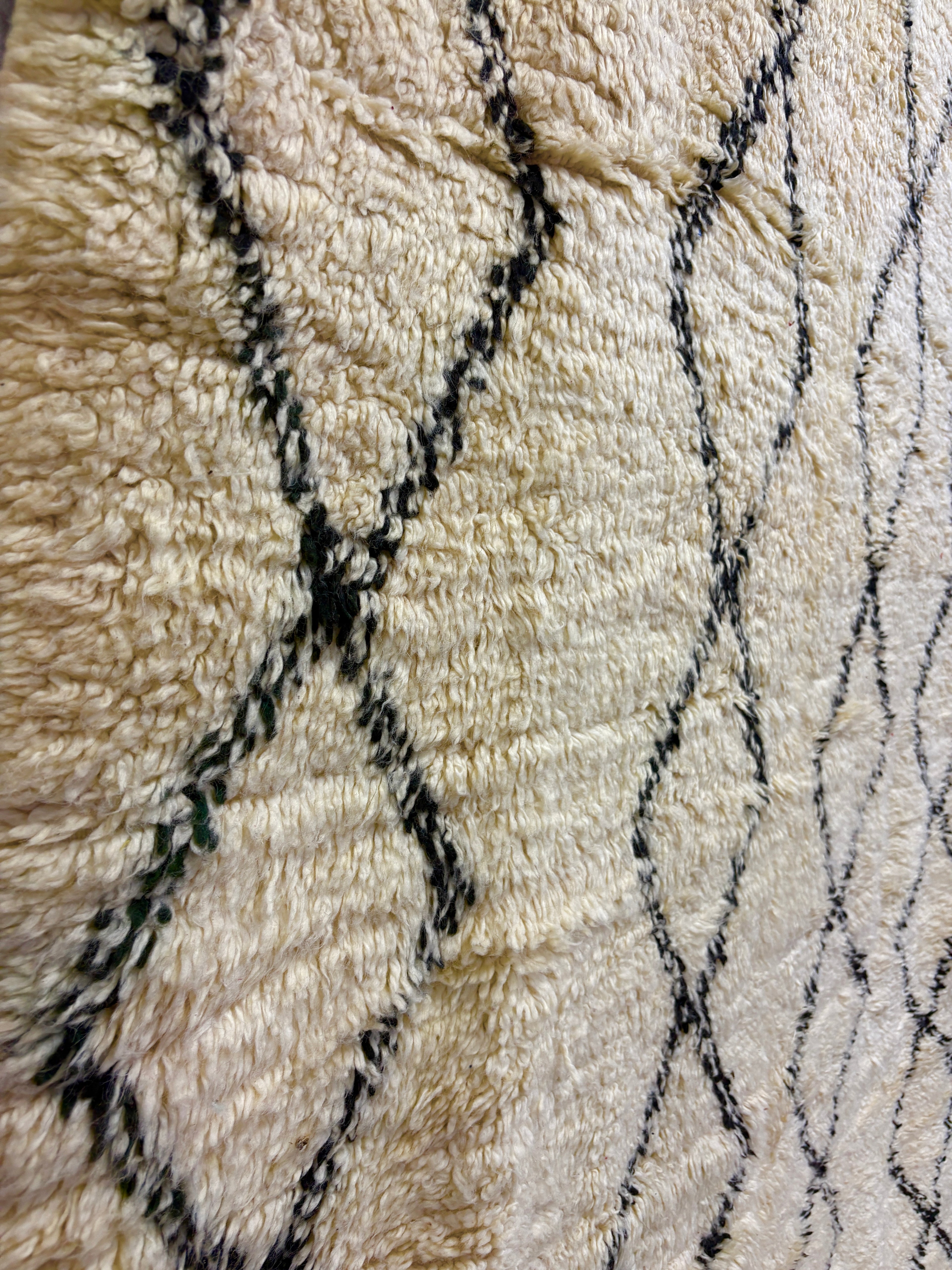 Beni Ourain Rug with Ivory Field and Black Diamond Lattice