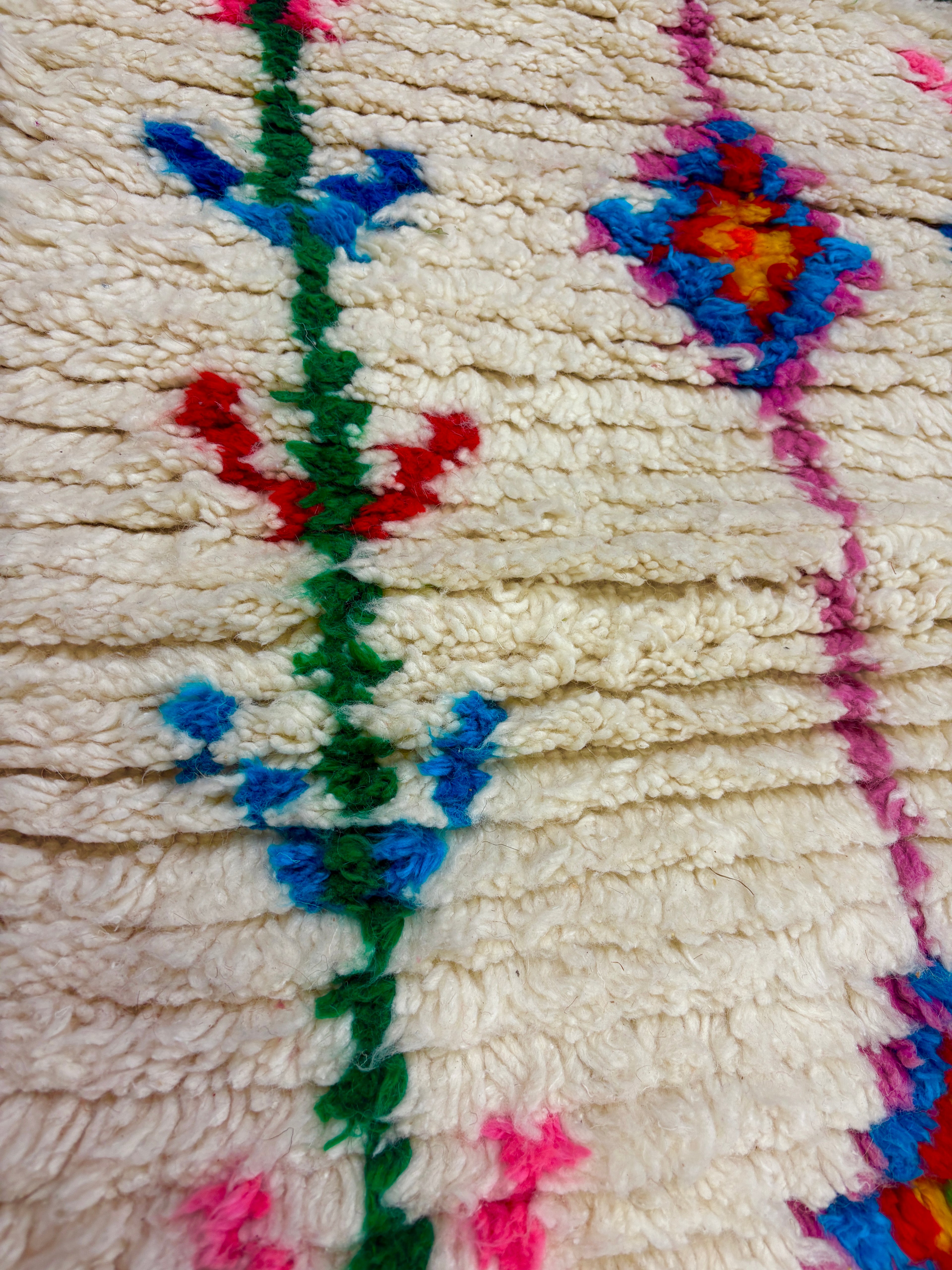 Handwoven Azilal Berber Accent Rug in Ivory Wool with Tree-of-Life Glyphs