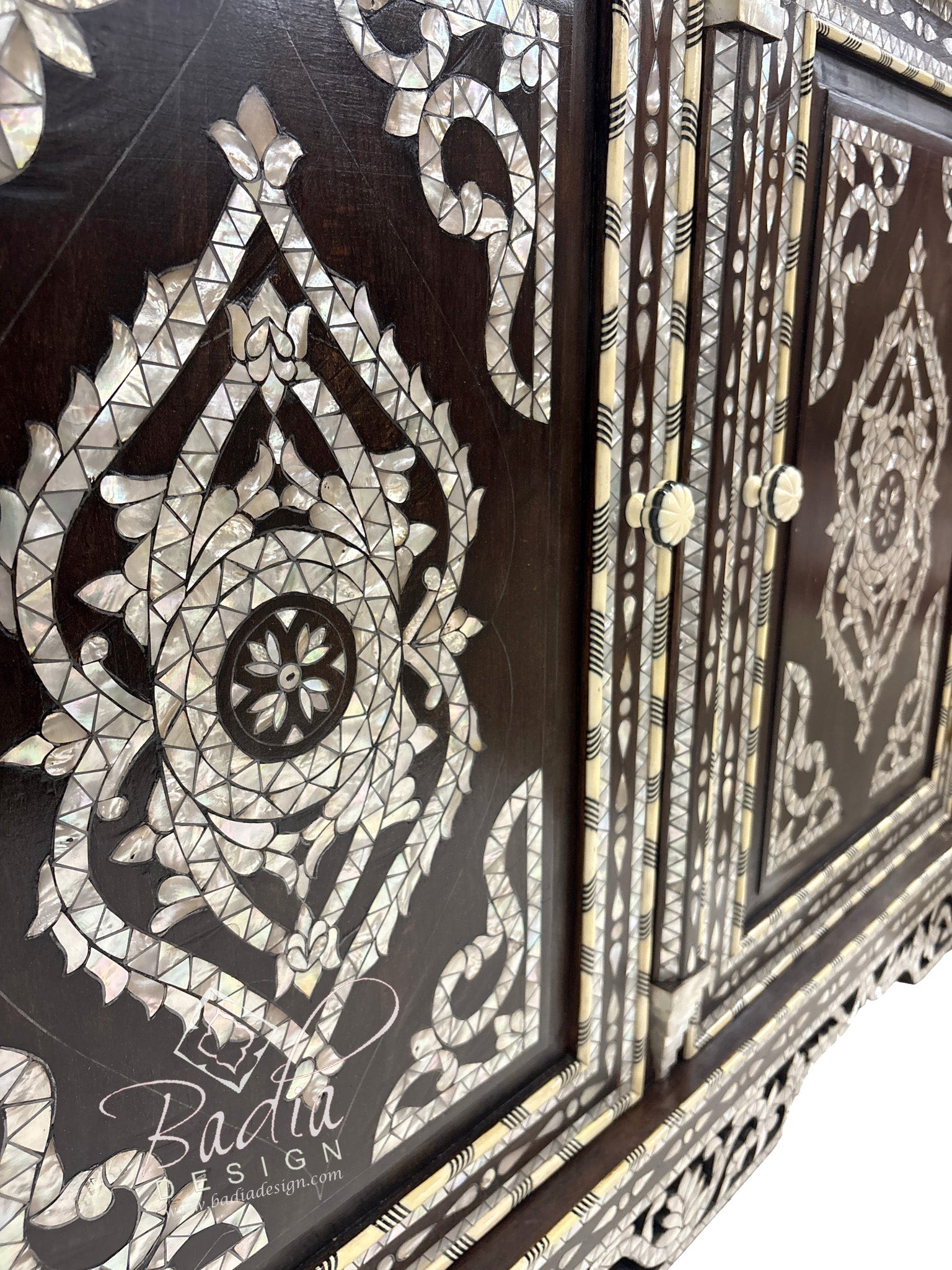 Beautiful Mother of Pearl Inlay Cabinet with Mirror