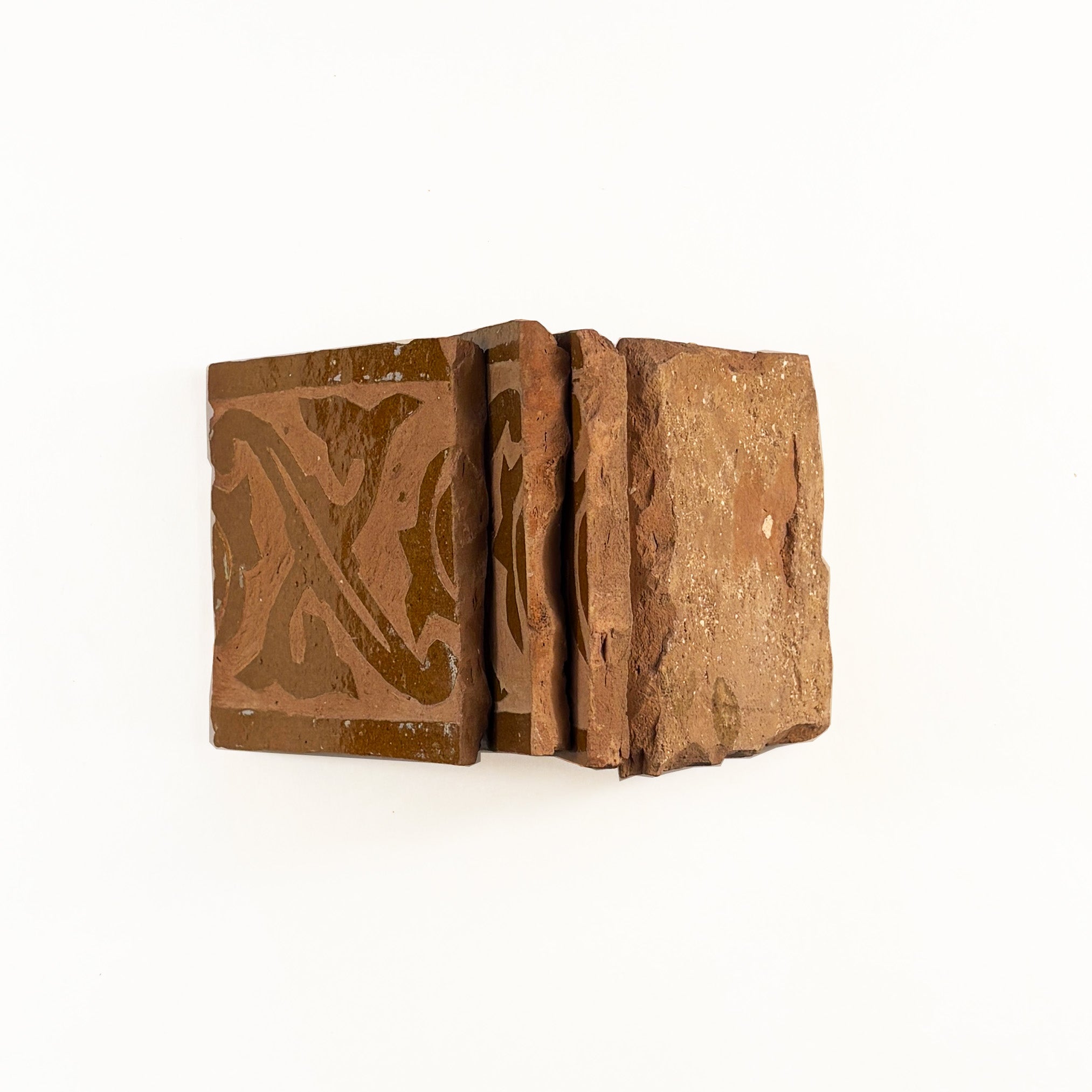 Chiseled 01 Caramel