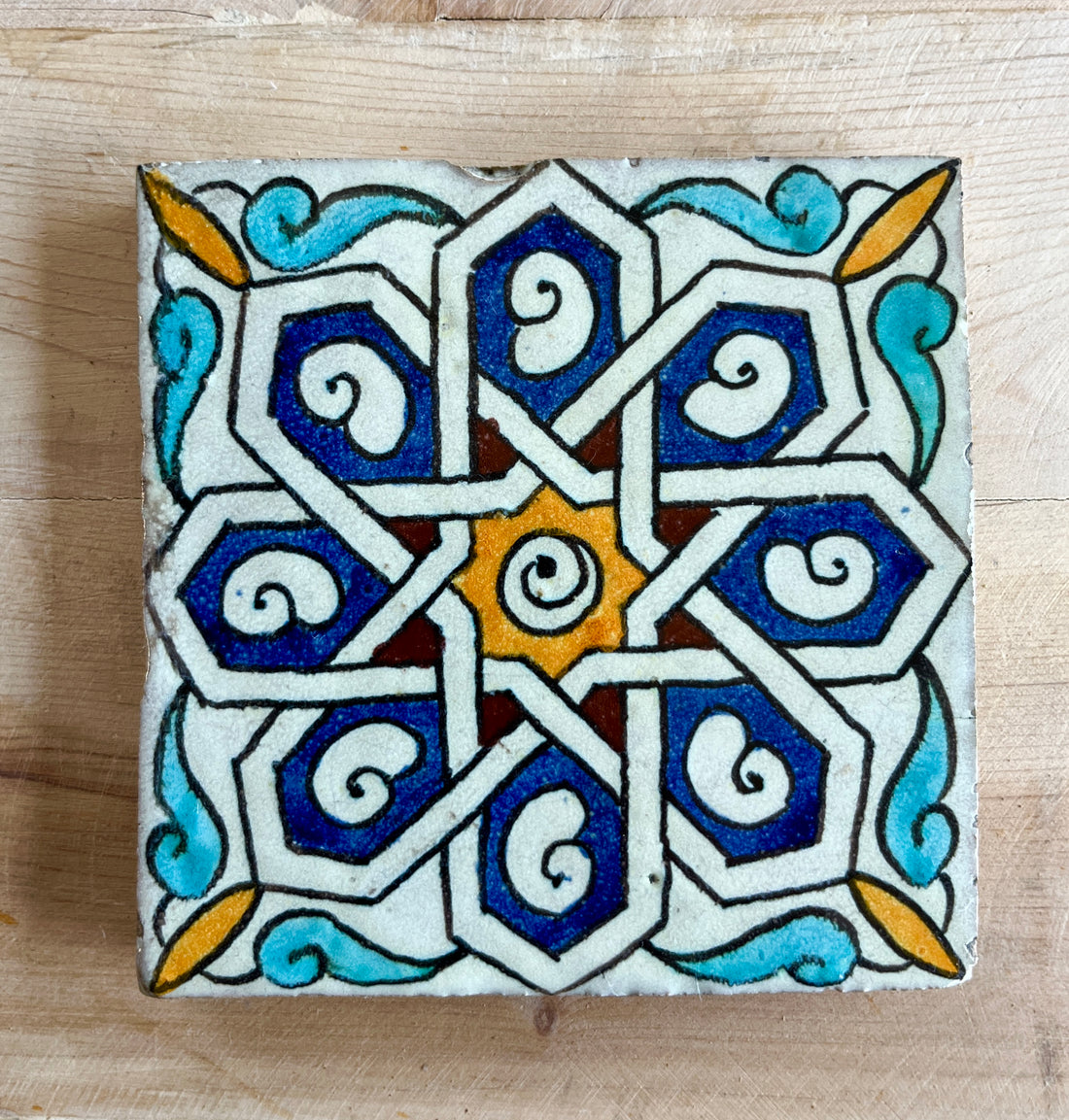 Hand-Painted Tile 08 (6x6)