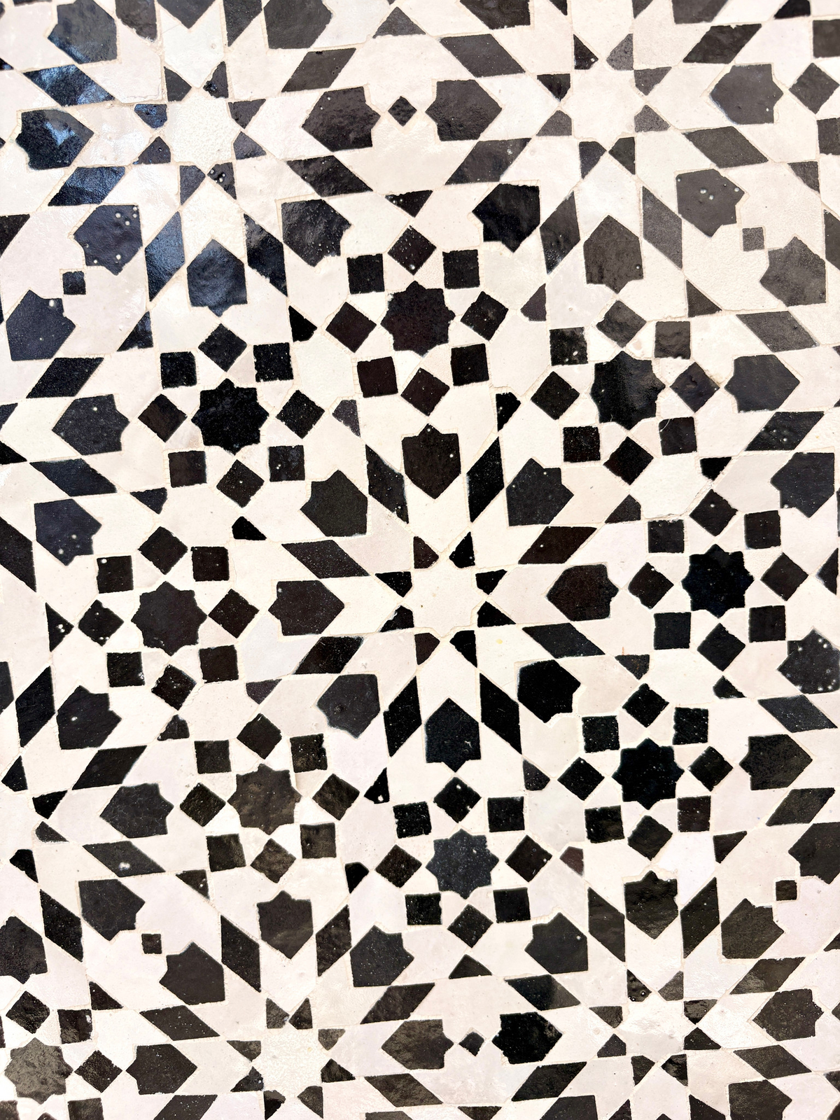 39" Multi Noir Zellige Mosaic Table Top