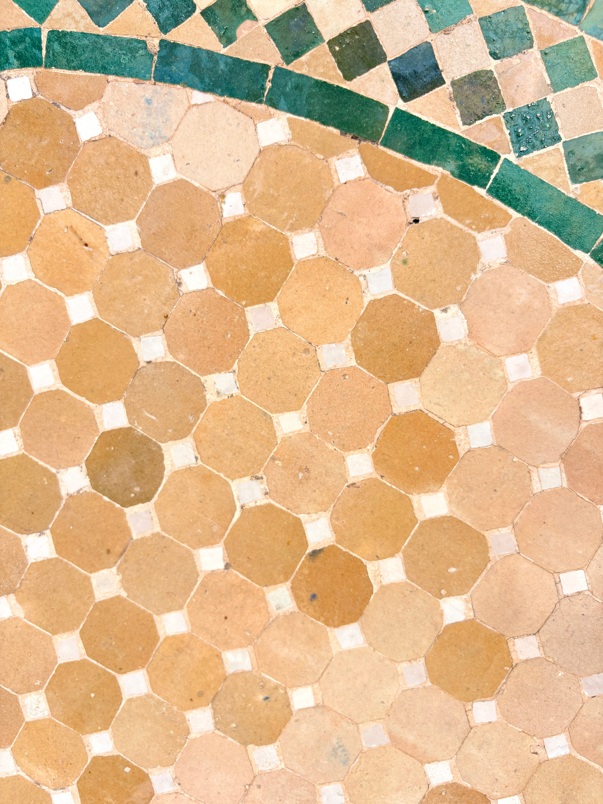 39" Multi Beige Zellige Mosaic Table Top