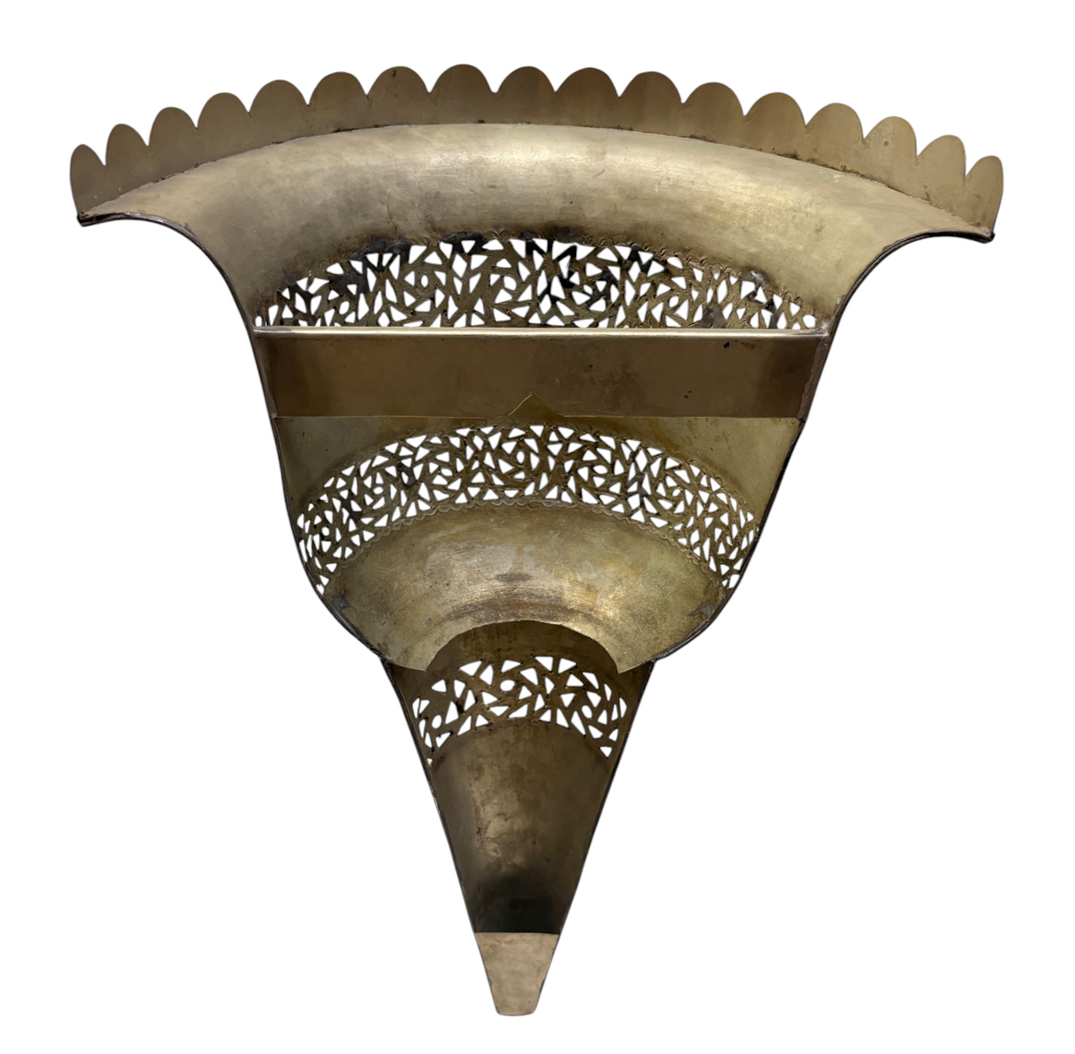 Scalloped Rim Banded Cone Sconce