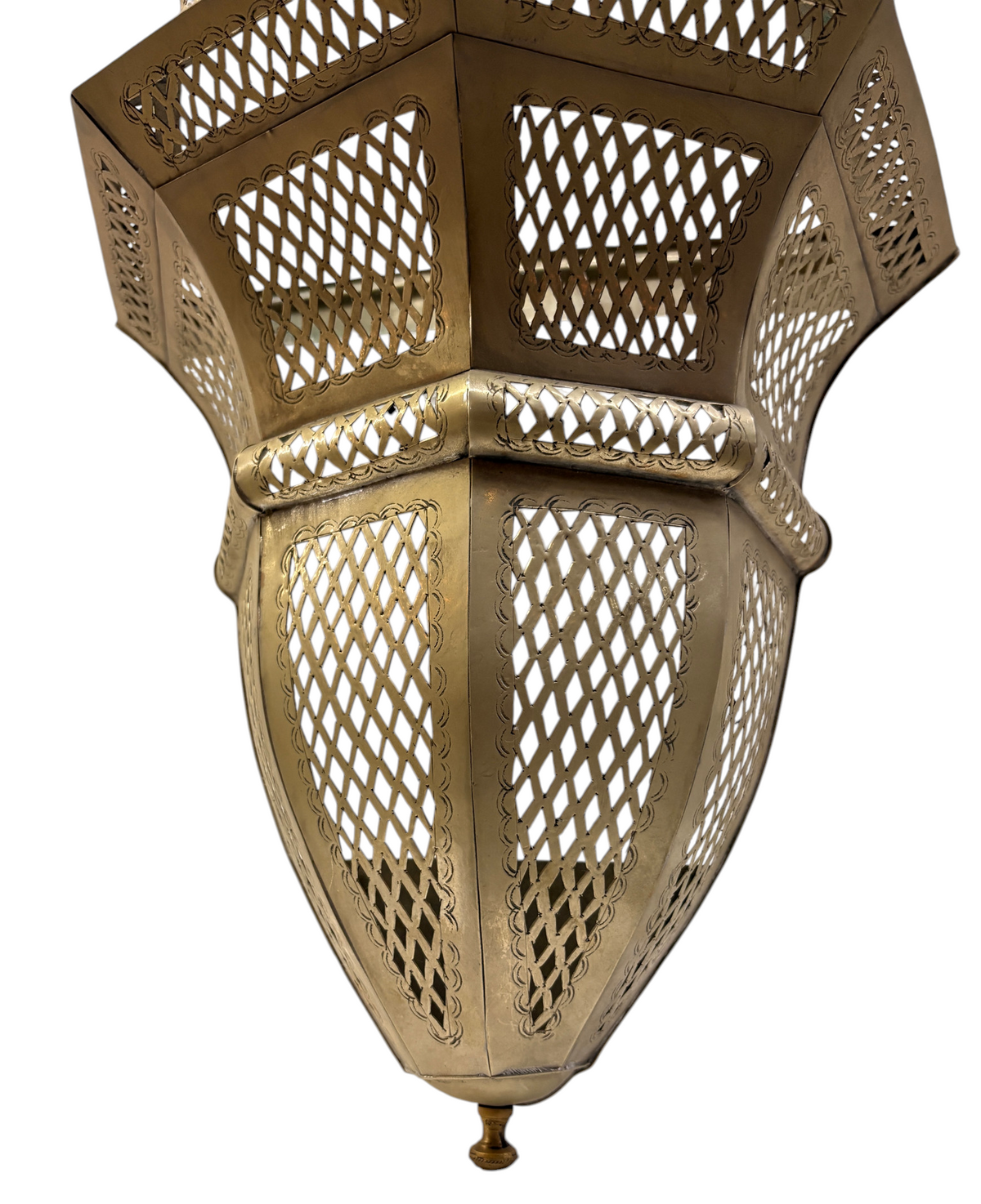 Tiered Lattice Lantern Sconce