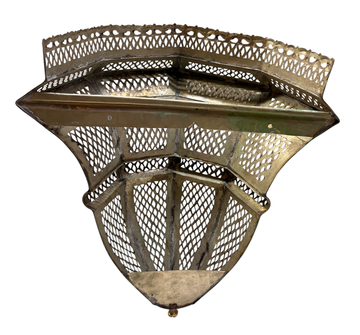 Tiered Lattice Lantern Sconce