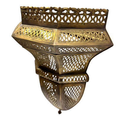 Tiered Lattice Lantern Sconce