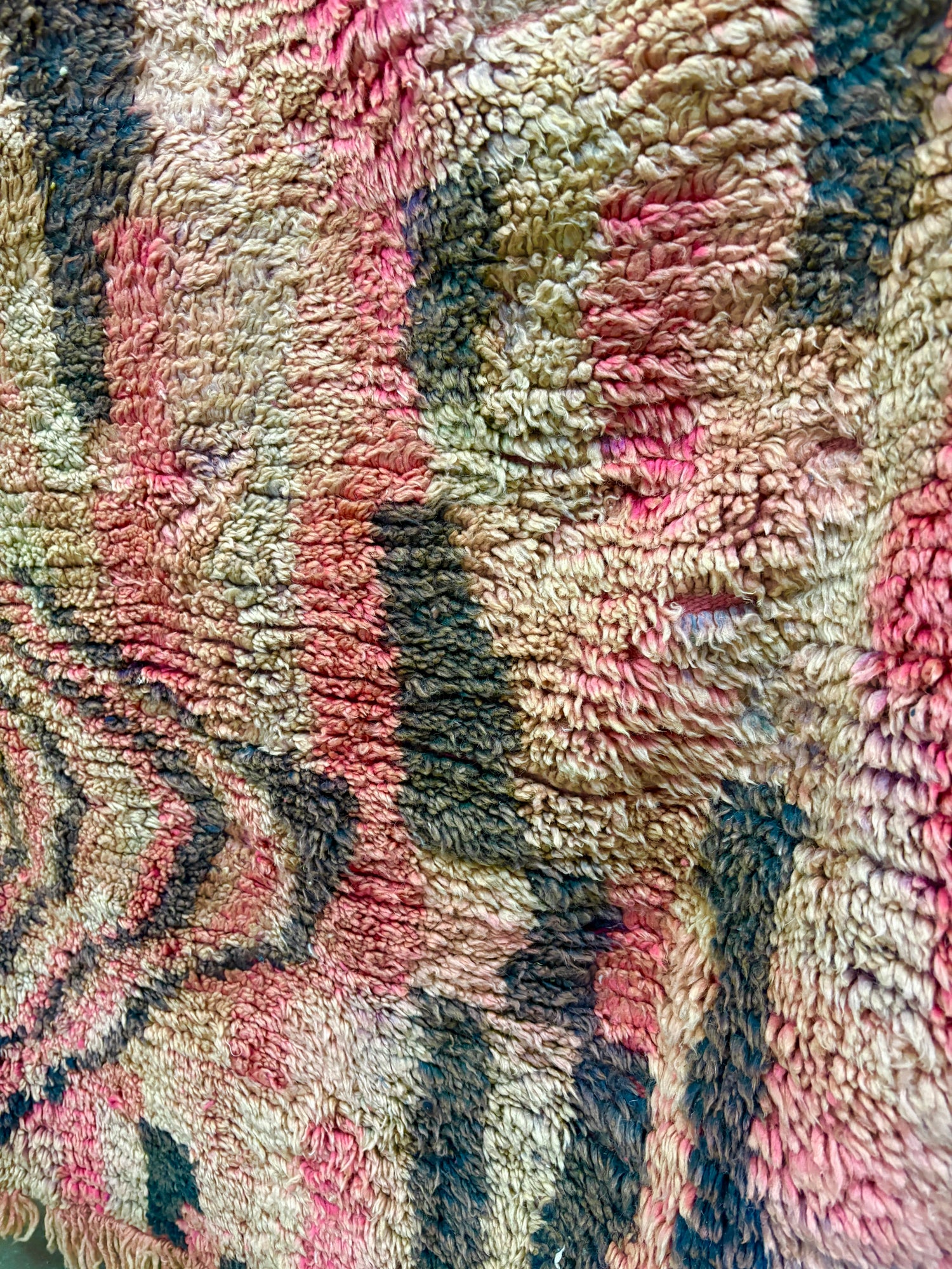 Vintage Boujaad Moroccan Rug in Rose and Sand Wool with Concentric Diamond Anchor
