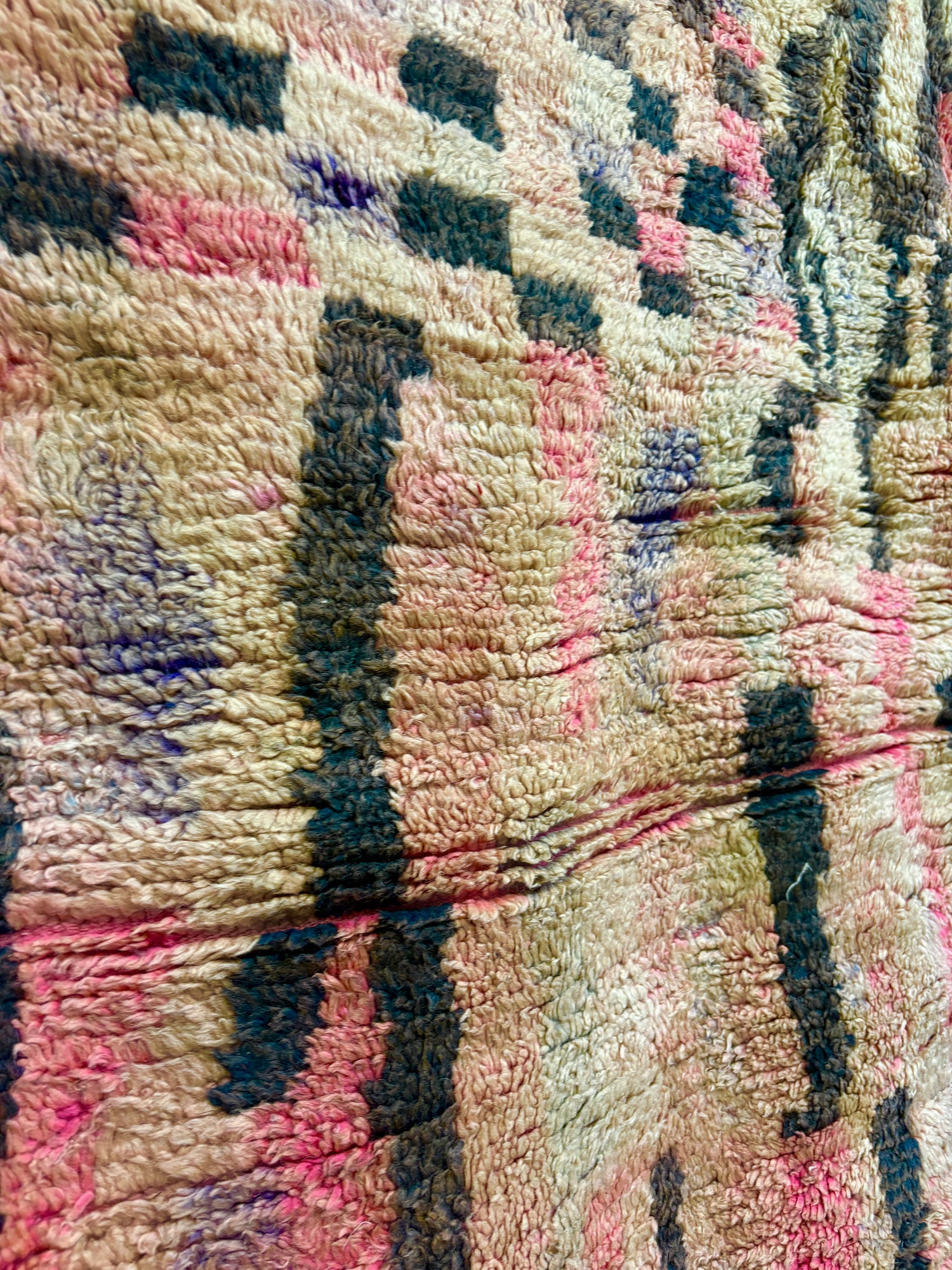 Vintage Boujaad Moroccan Rug in Rose and Sand Wool with Concentric Diamond Anchor