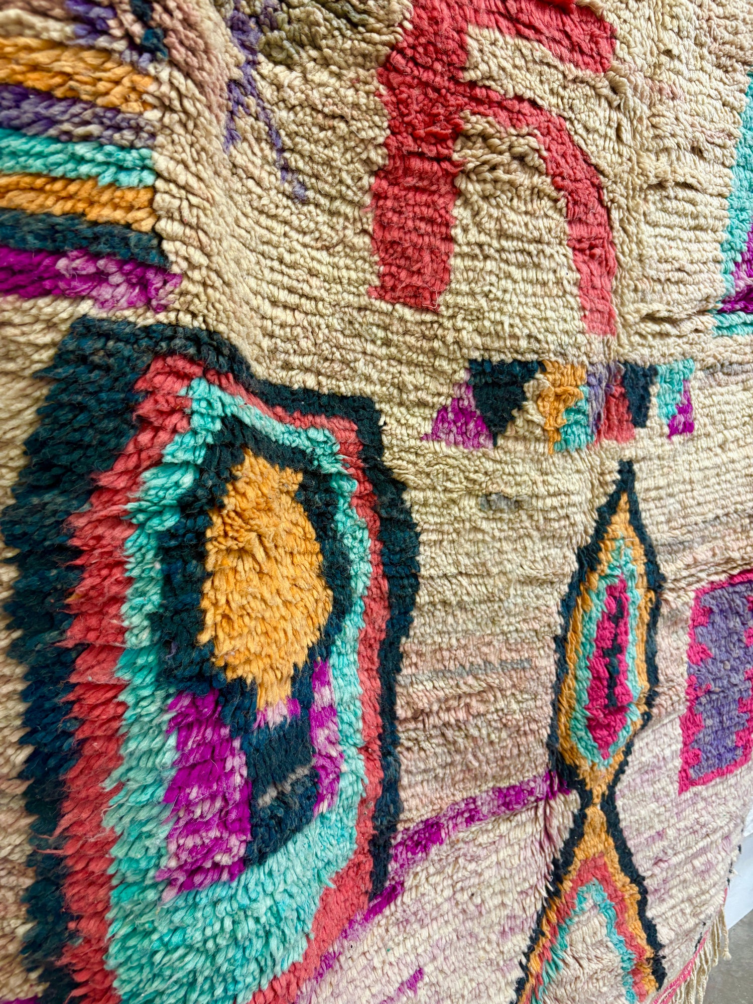 Azilal Rug with Ivory Field and Abstract Polychrome Glyphs