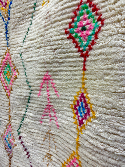 Handwoven Azilal Berber Rug in Ivory Wool with Polychrome Diamonds