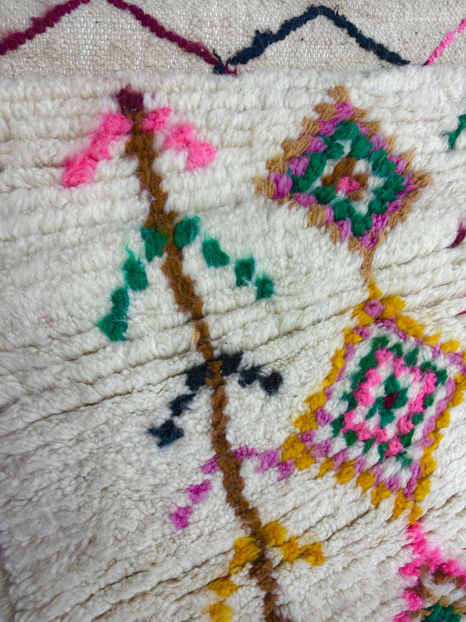 Handwoven Azilal Berber Accent Rug in Ivory Wool with Floral Tree Motifs