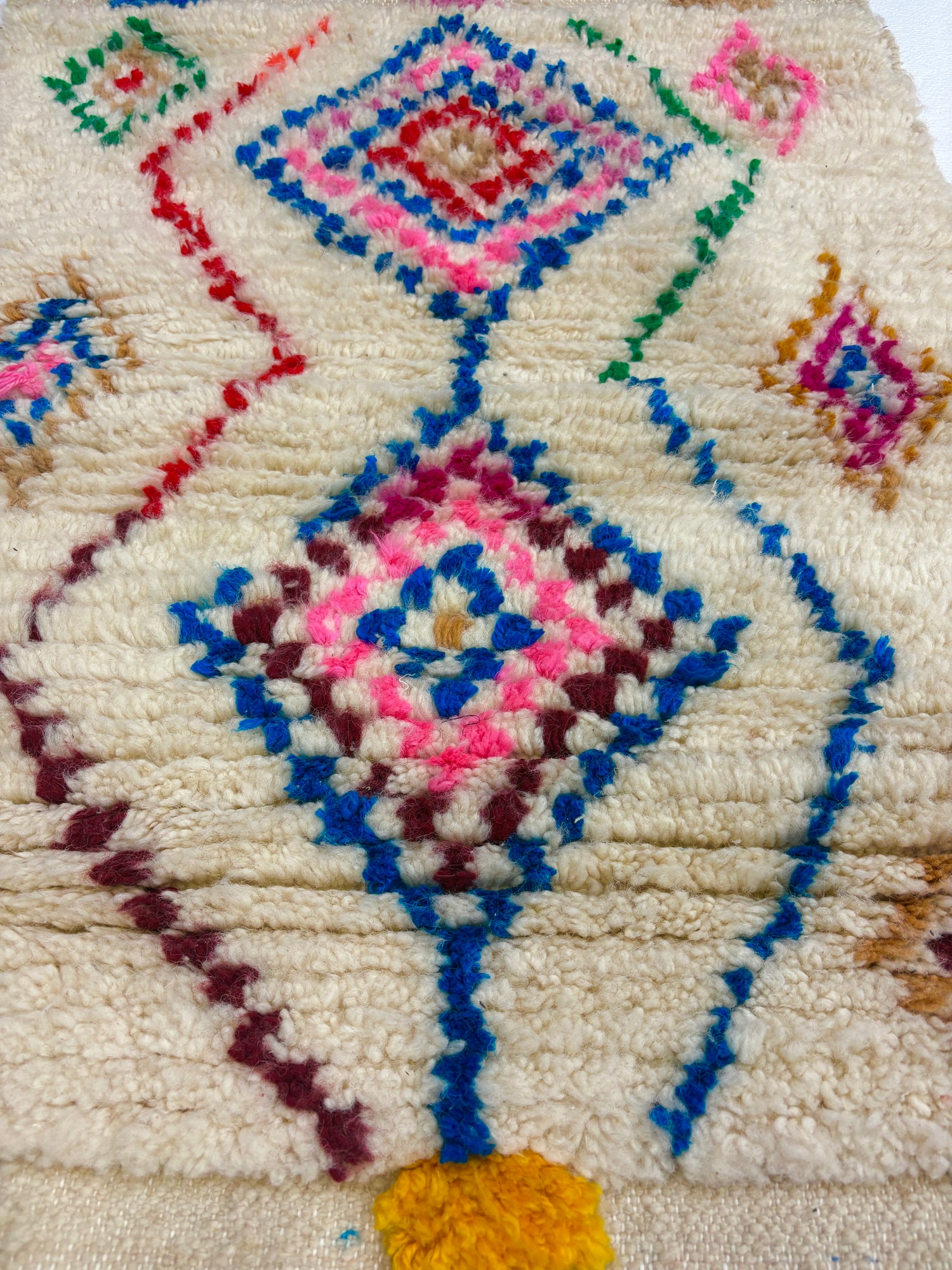 Handwoven Azilal Berber Accent Rug in Ivory Wool