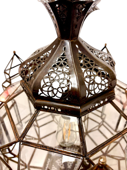 Wide Clear Glass Geometric Lamp