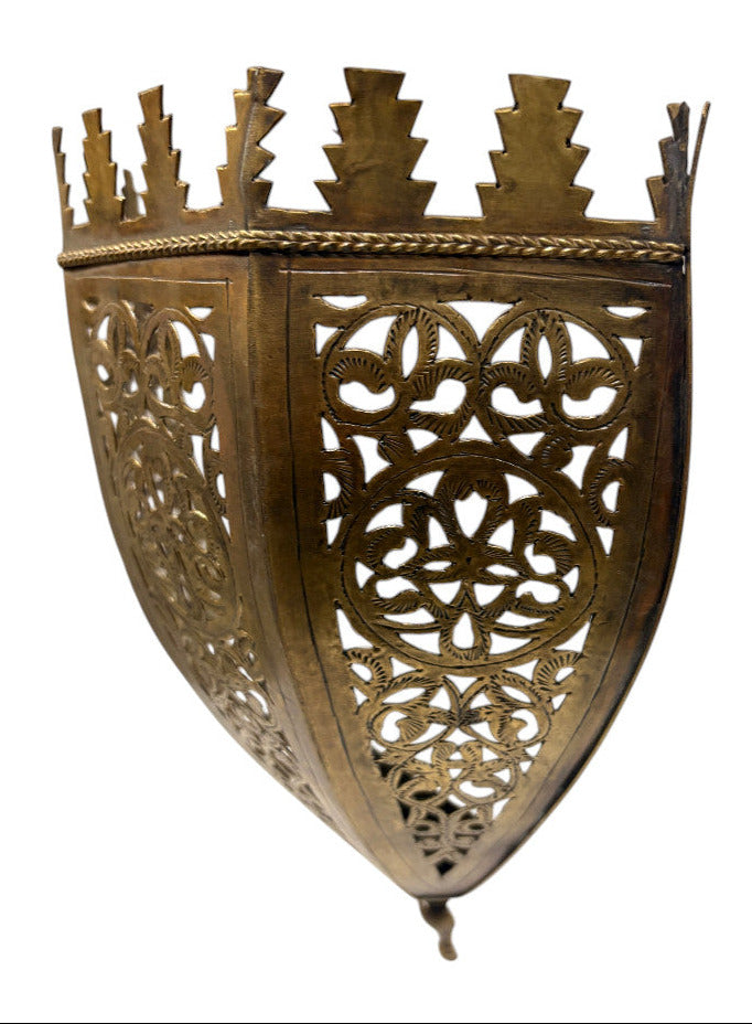Castellated Shield Sconce