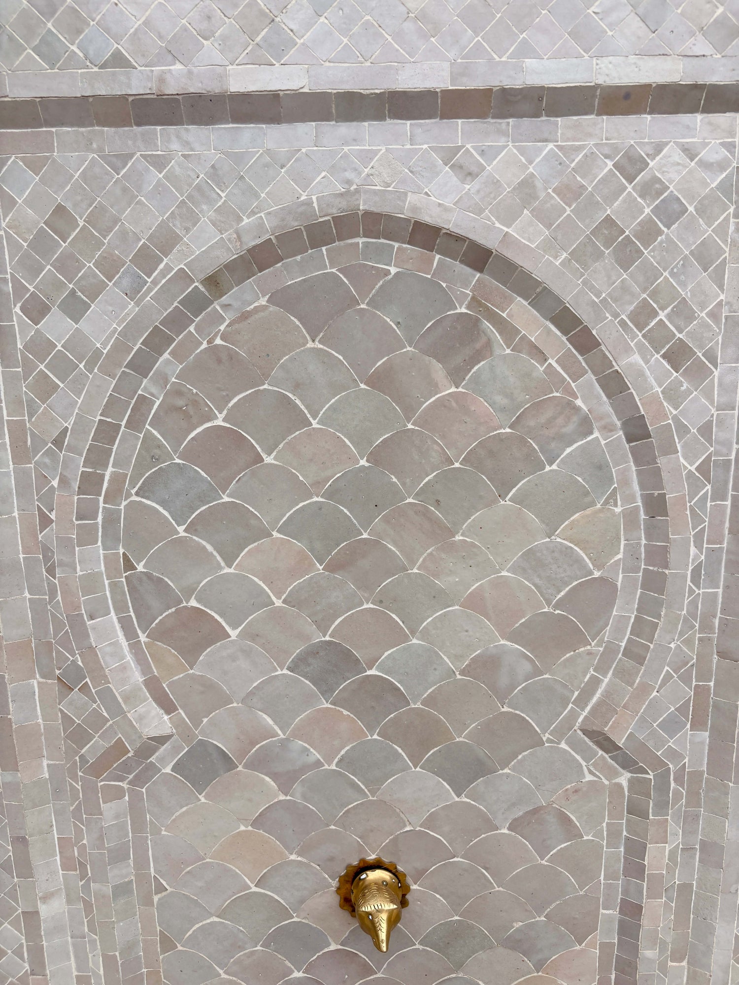 Beige Zellige Tile Wall Fountain with Inner Arched Design