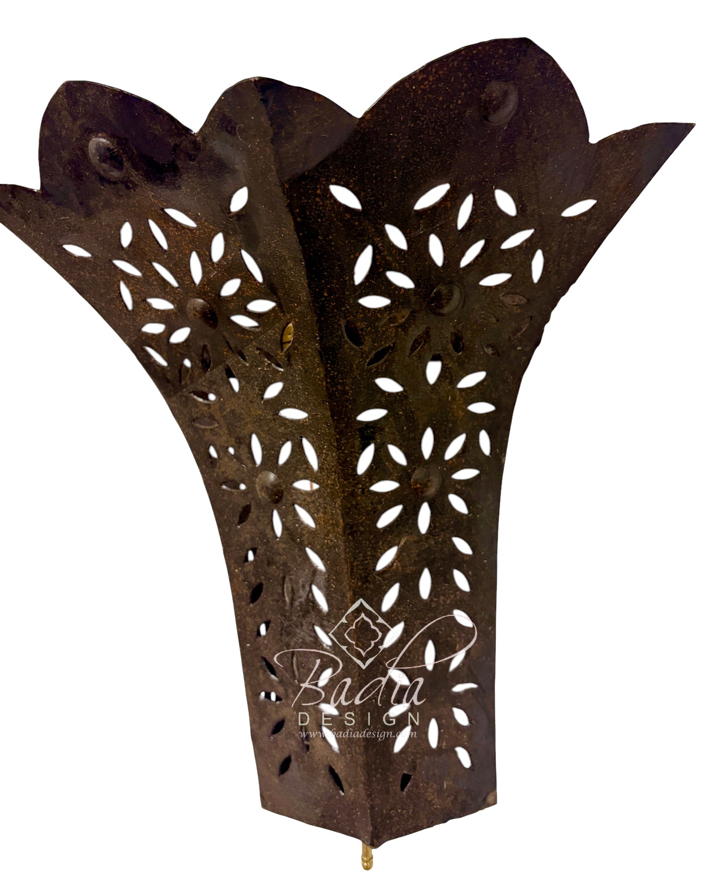 Rustic Iron Wall Sconce with Floral Cutouts