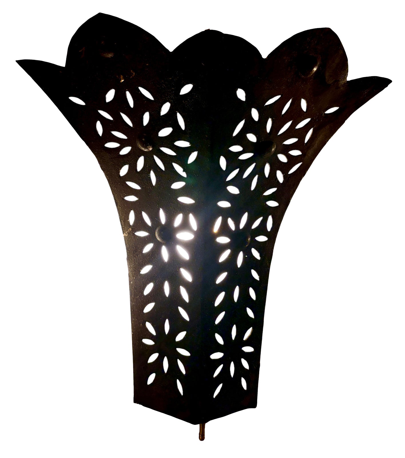 Rustic Iron Wall Sconce with Floral Cutouts